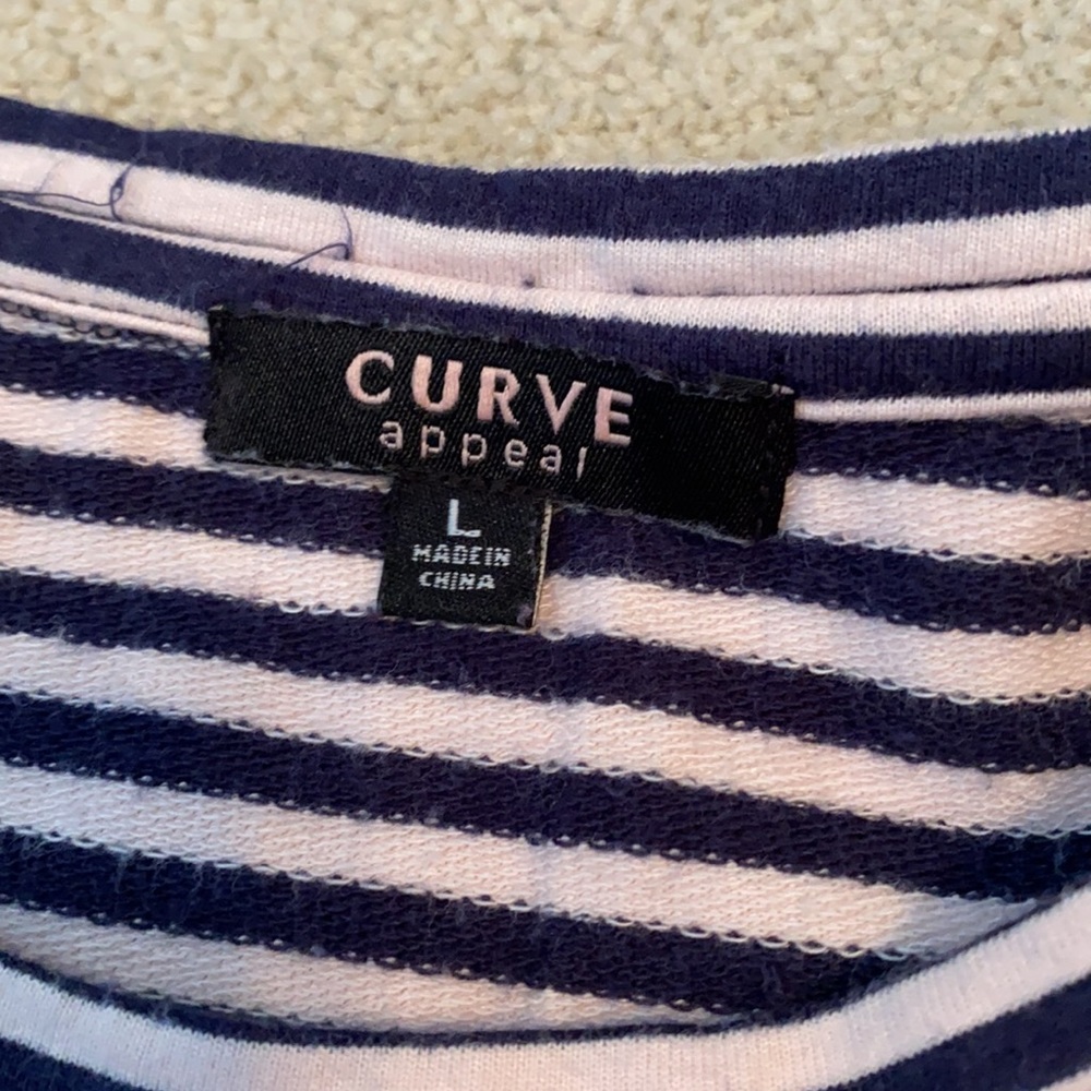 **FREE W/PURCHASE** Curve appeal navy blue and pink stripe pullover top. - Picture 3 of 16